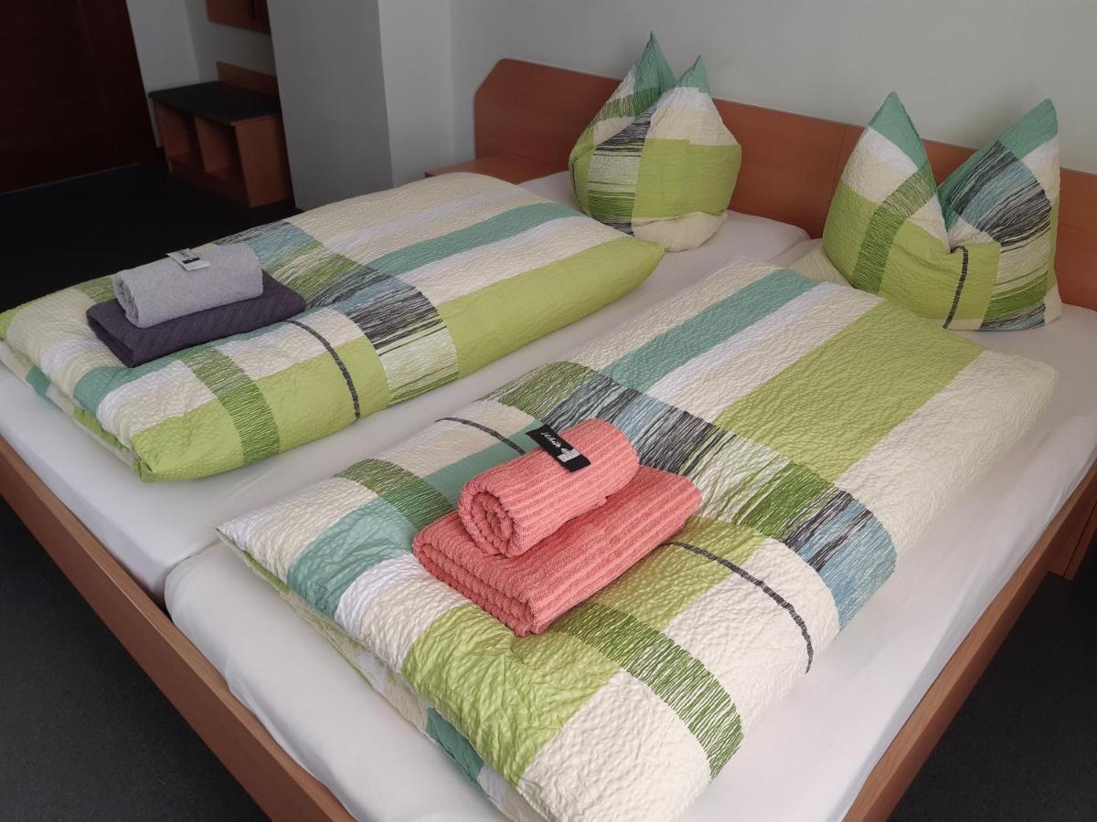 เพนชั่น เชินเนอ Hotel Grossrohrsdorf ห้อง รูปภาพ