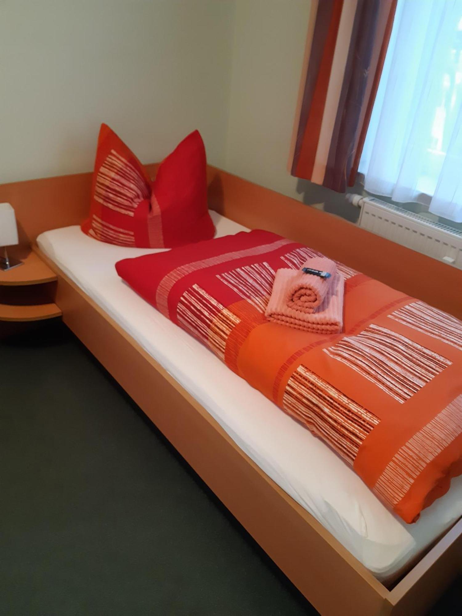 เพนชั่น เชินเนอ Hotel Grossrohrsdorf ห้อง รูปภาพ